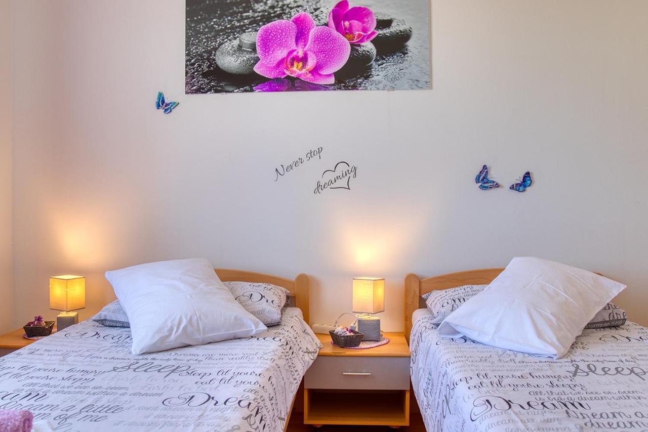 Apartment Nela Vinkuran Kültér fotó